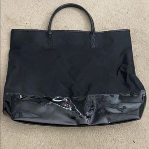 Burberry fragrance beach tote